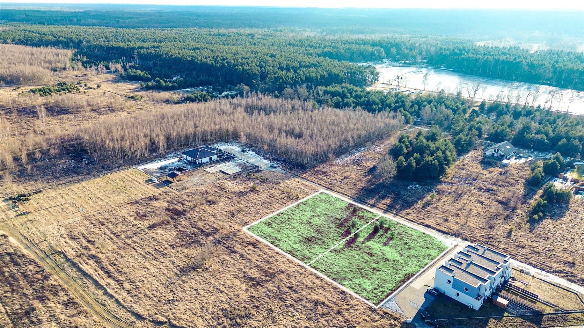 Działka budowlana 1174 m² — Jelcz-Laskowice, ul. Papieża