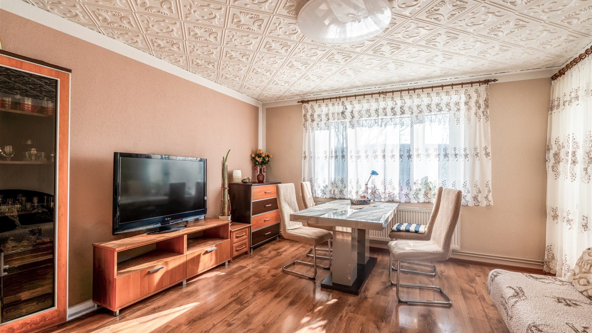 Mieszkanie 4-pokojowe 71 m² — Kąty Wrocławskie